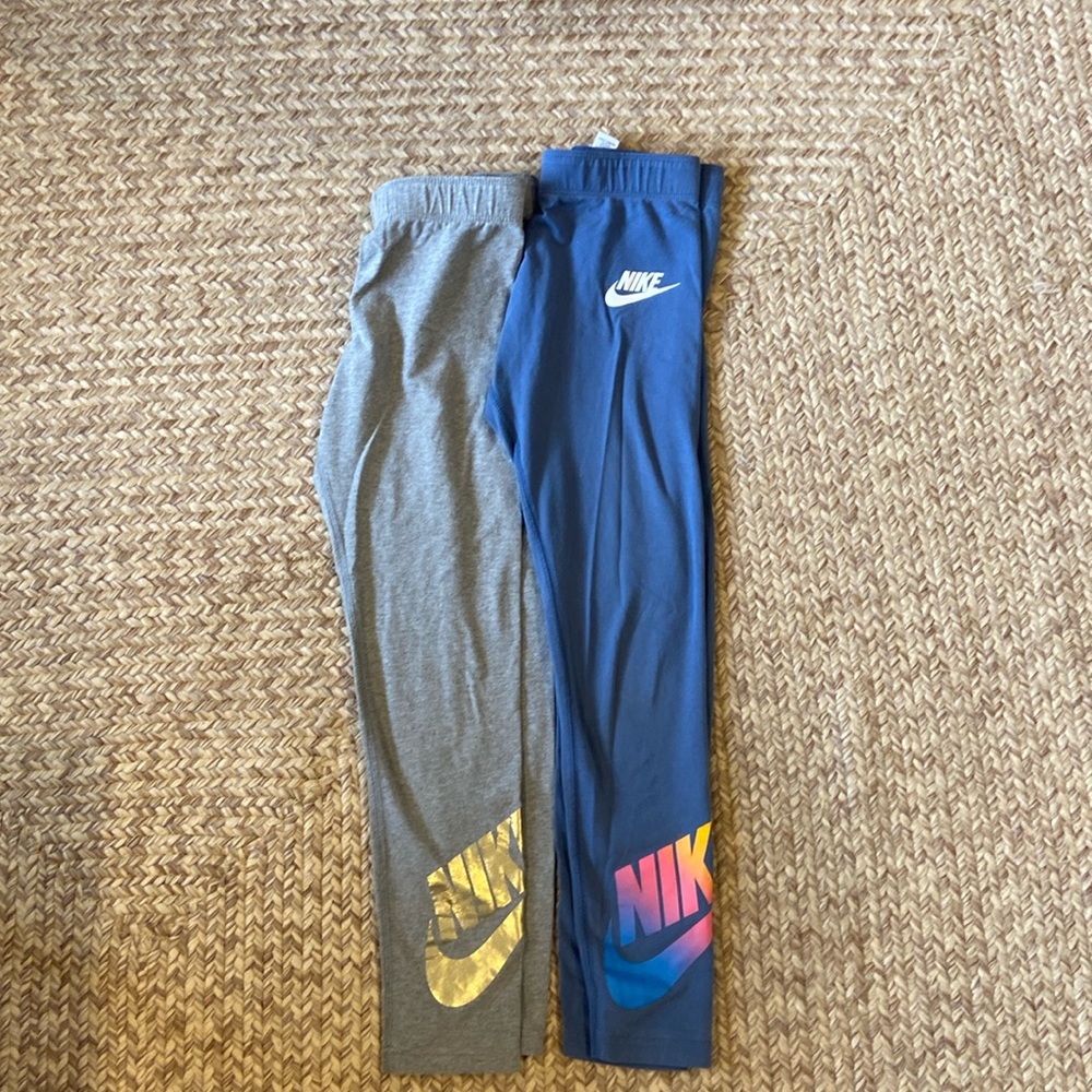 Girls Nike leggings
